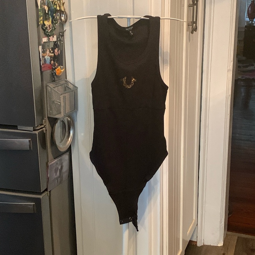 True religion paneled HS sequined bodysuit. Worn twice. 45 retail‎